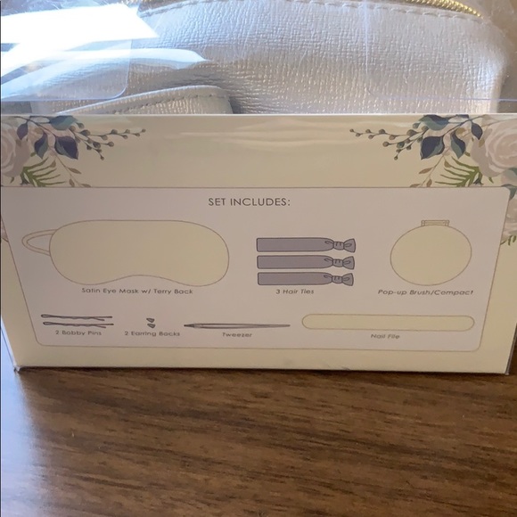 “Bride essentials kit” - Picture 2 of 2